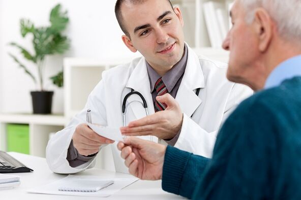 اذهب إلى الطبيب بسبب الاستقالة المرضية لدى الرجال